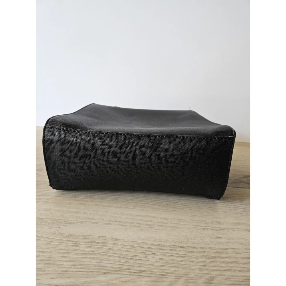 Steve Madden steve madden